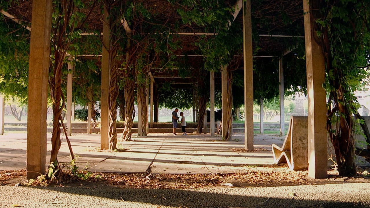 villa-lg.jpg