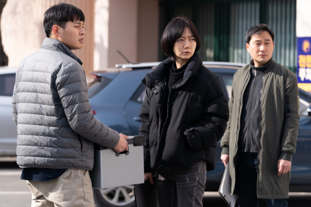 KIM Woo-kyum e Bae Doo-na