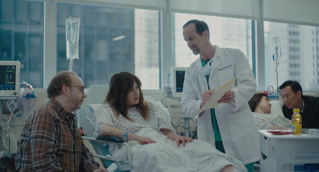 Rachel e Richard in clinica per la fecondazione assistita (dal film Private Life)