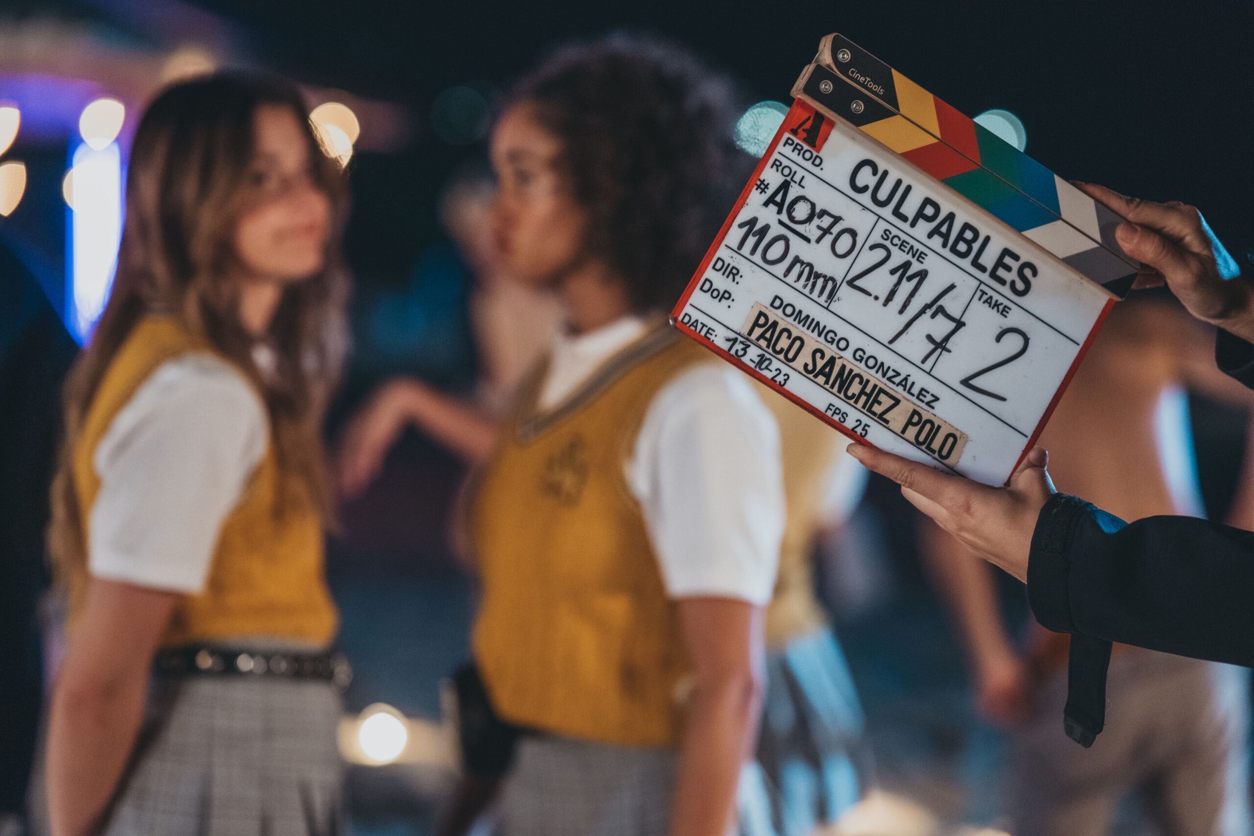 Ciak durante le riprese di È colpa tua? 