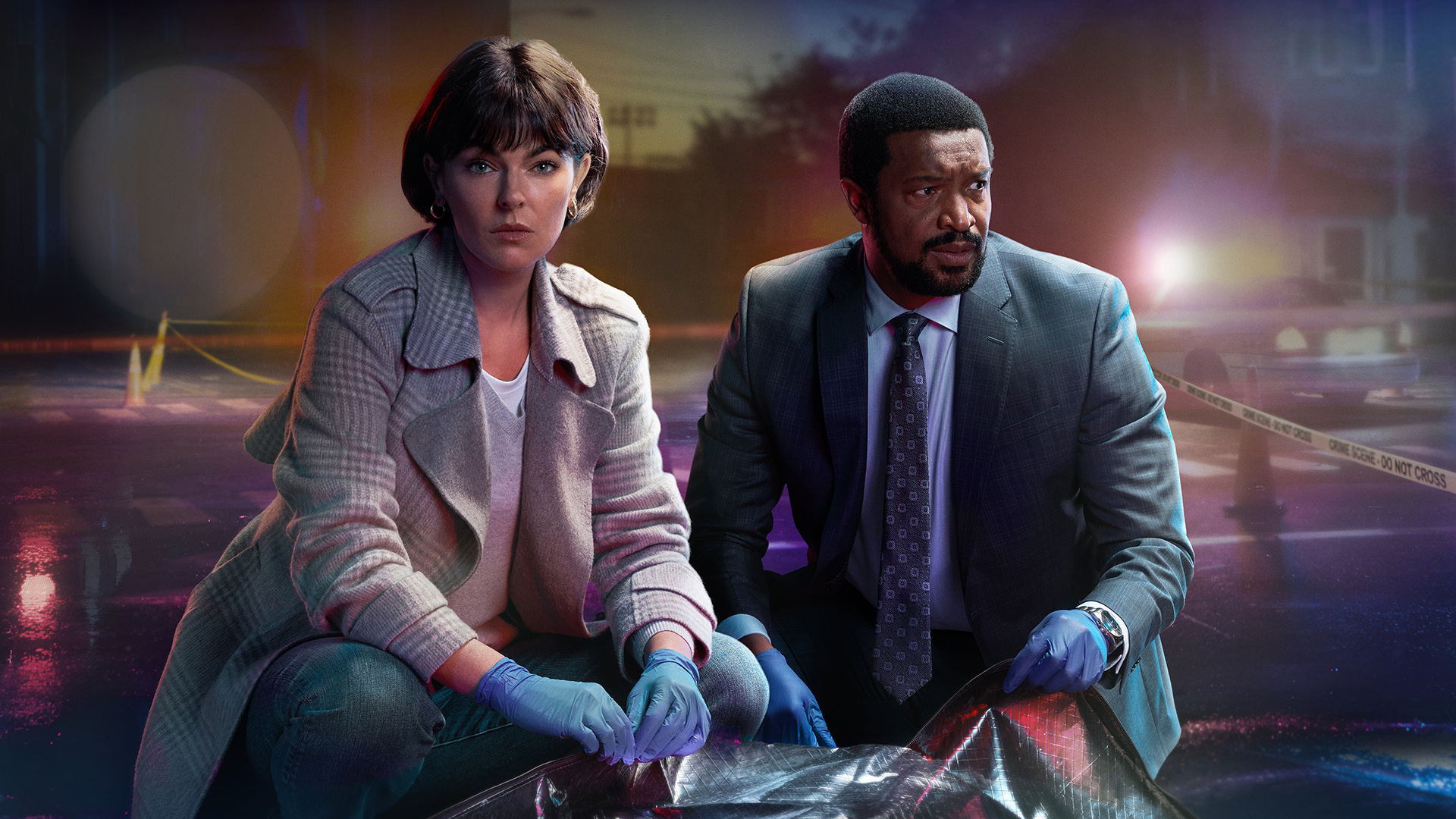 Coroner - Serinda Swan e Roger Cross