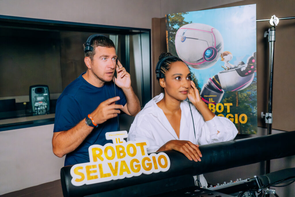 Robot selvaggio incontro - ufficio stampa