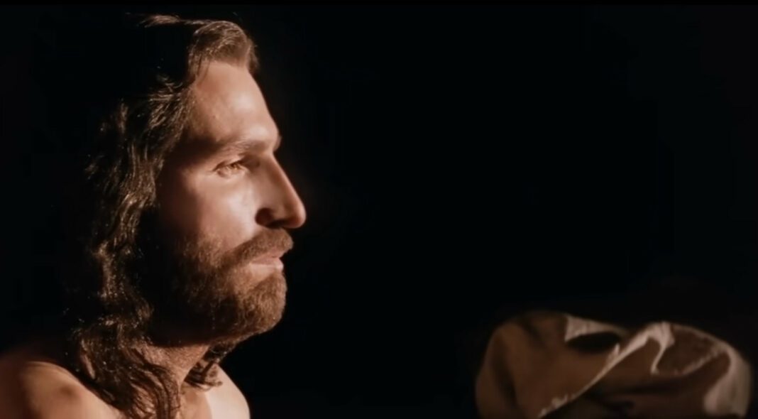 Jim Caviezel nei panni di Gesù nel film The Passion