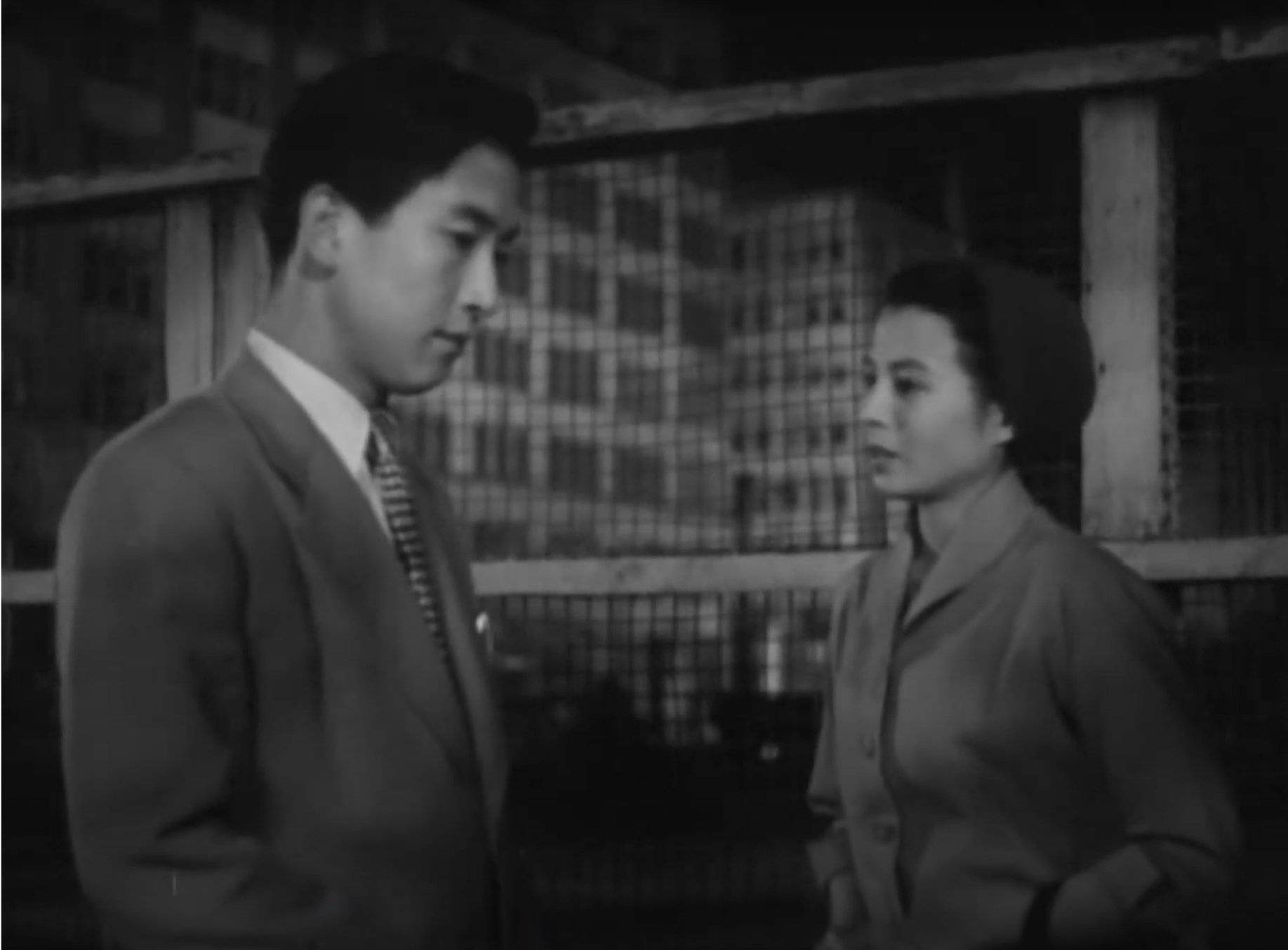 Fu il debutto registico di Tanaka Kinuyo, la seconda donna giapponese a dirigere film. Una storia d'amore innovativa e femminista