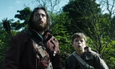 Aaron Taylor-Johnson e Alfie Williams in '28 Anni Dopo'.