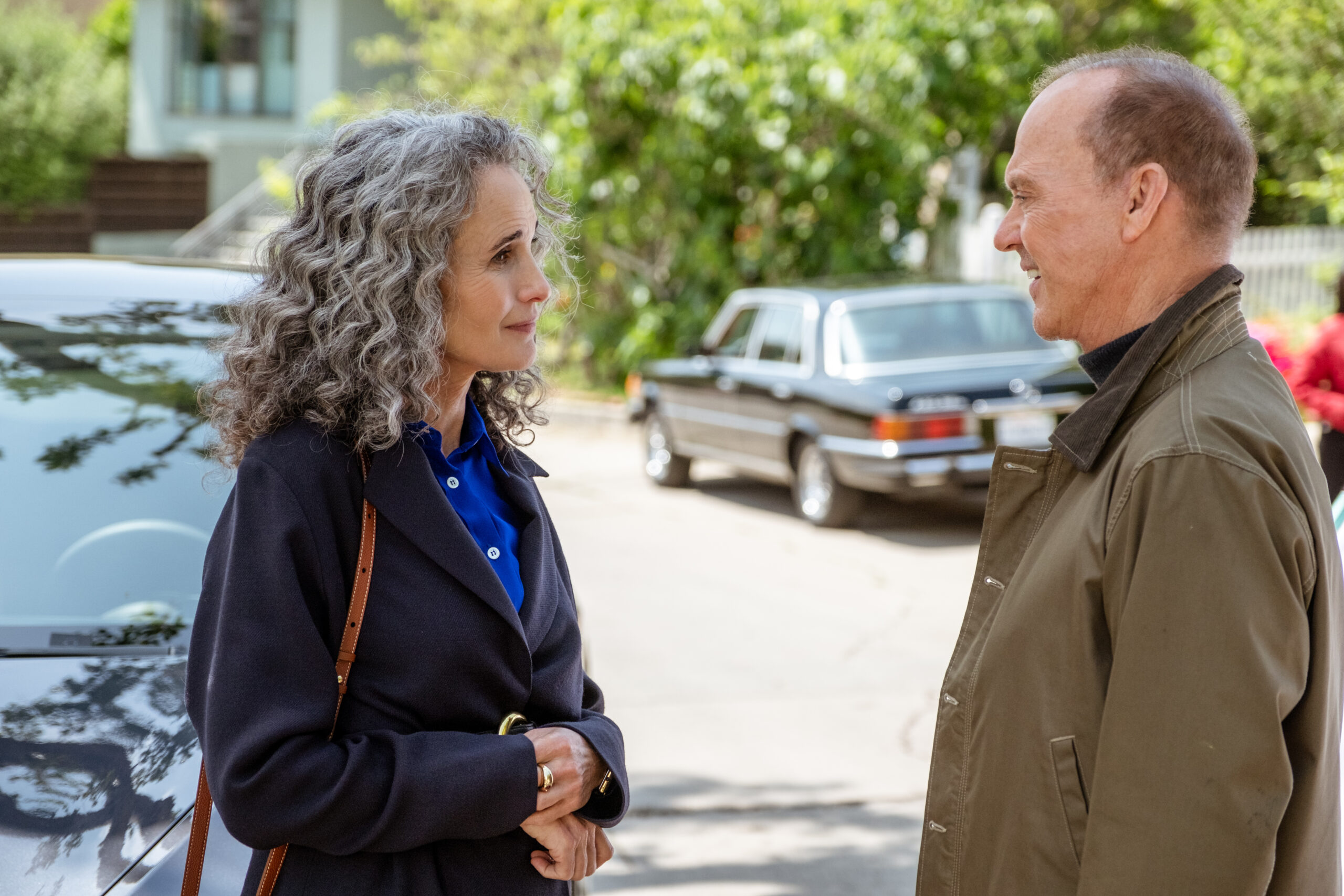 In 'Il padre dell’anno', Hallie Meyers-Shyer racconta padri che imparano tardi, ma è forse abbastanza per cambiare qualcosa?