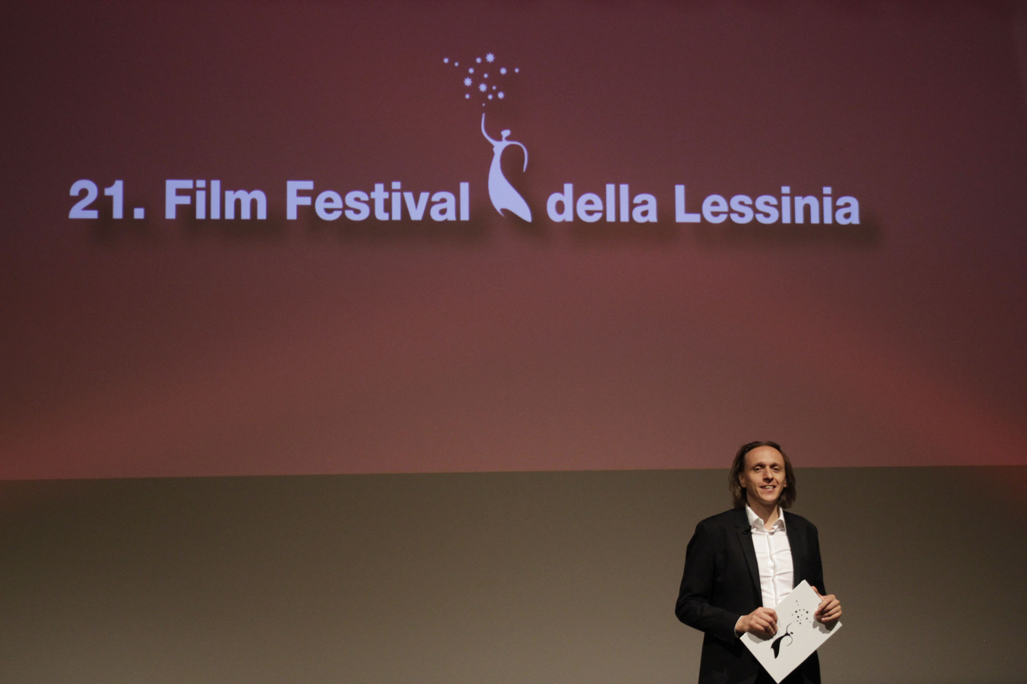 Dal 1997 Alessandro Anderloni ricopre il ruolo di direttore artistico del Film Festival della Lessinia. L'intervista e le sue parole