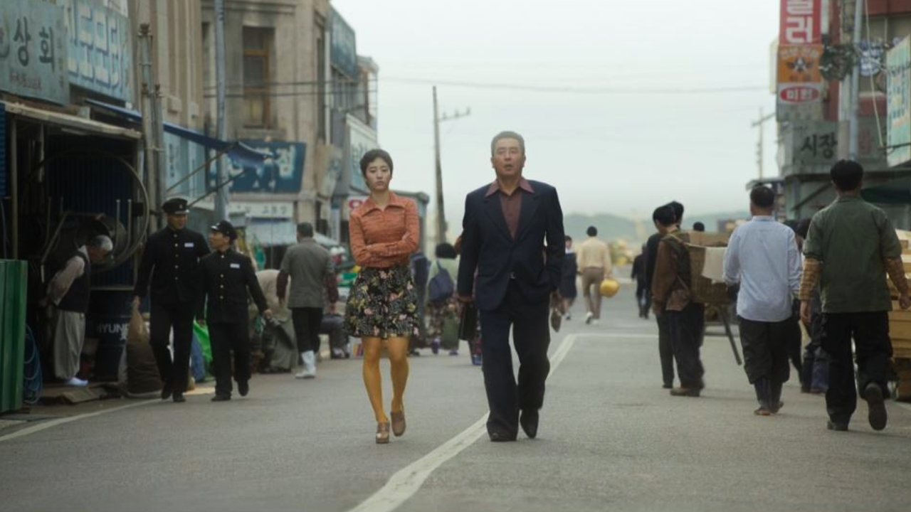 La serie sudcoreana 'Low life' è arrivata su Disney+ il 16 luglio: un giallo ambientato negli anni '70 che ne fa respirare l'atmosfera