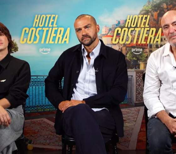 Hotel Costiera cast e regista