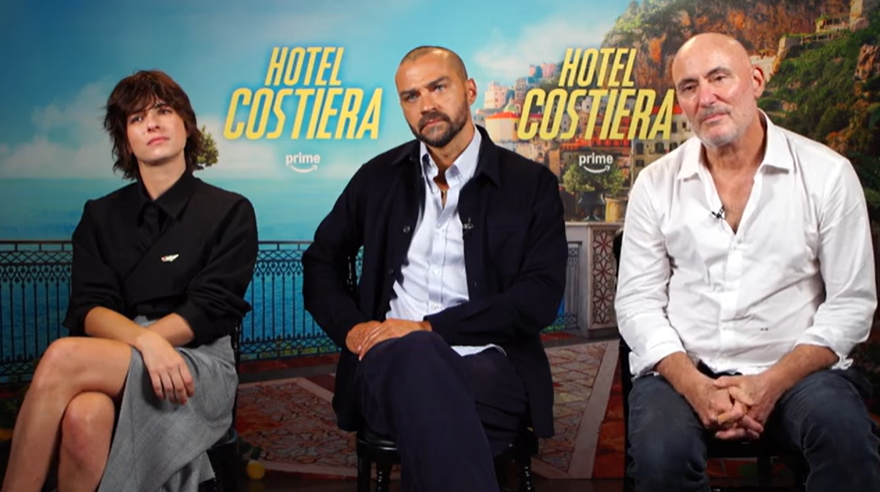 Hotel Costiera cast e regista