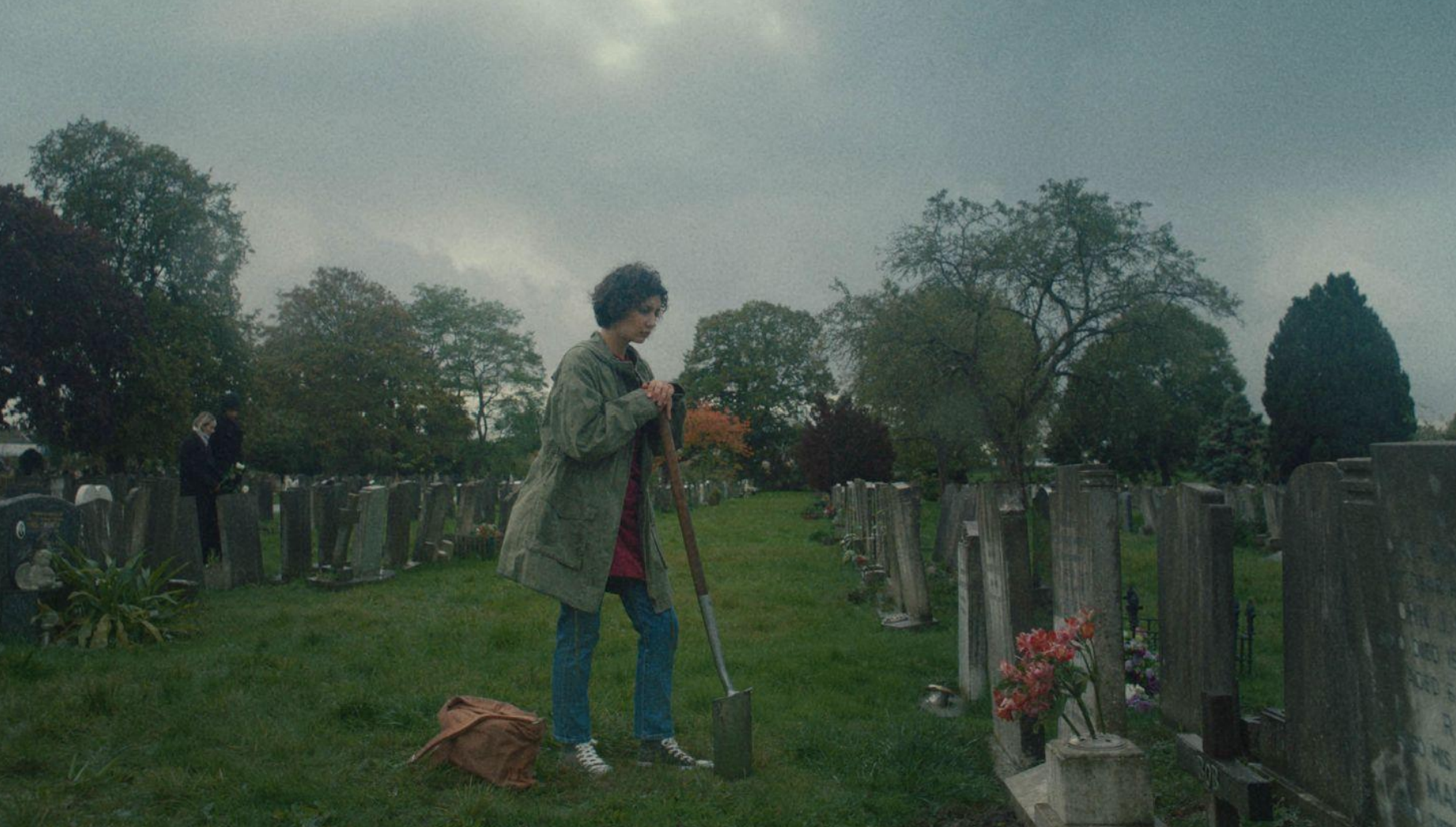 Nel cortometraggio 'There will come soft rains' il regista Elham Ehsas racconta il lutto, la crisi ambientale e la speranza di ricostruire.