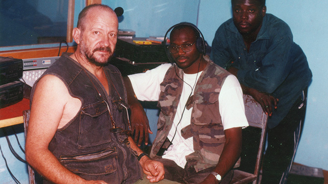 Radio Solaire - Radio diffusion rurale racconta la vita e l’eredità di Giorgio Lolli, pioniere delle radio indipendenti africane