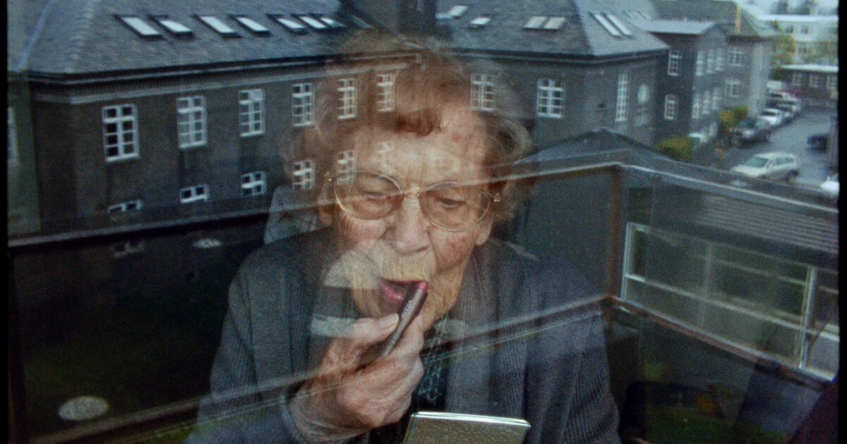 In concorso alla 66ª edizione del Festival dei Popoli, concorre il nuovo documentario di Yrsa Roca Fannberg, 'The ground beneath our feet'