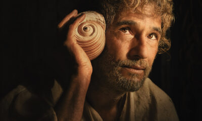 Un pescatore trova la famiglia che ha sempre desiderato superando la solitudine, la ricerca di identità e la possibilità di rinascere