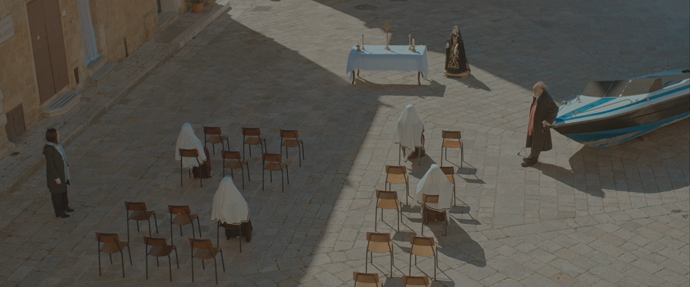 Jusqu'au prochain souffle è il secondo cortometraggio di Andrea Di Salvatore, presentato alla 24ª edizione del Rome Independent Film Festival.