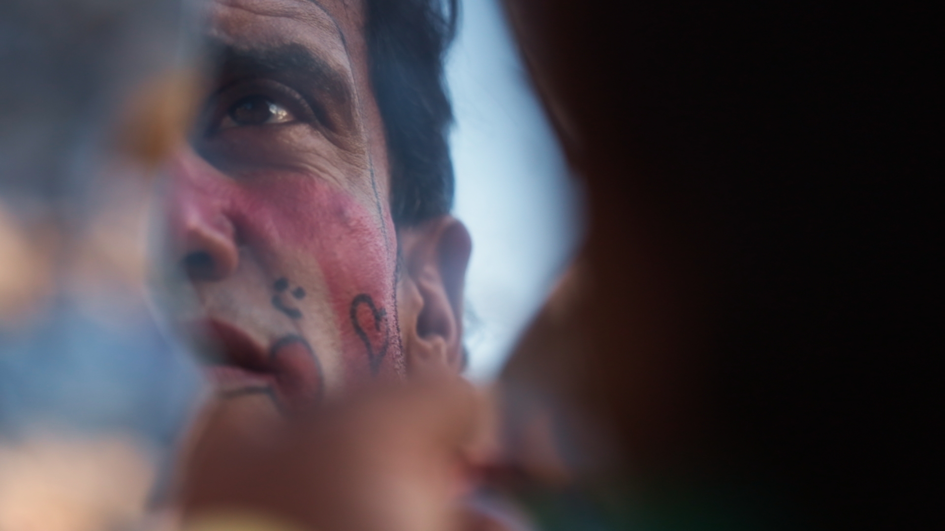 'The Clown of Gaza' è stato presentato al Torino Film Festival. Un documentario girato a Gaza, durante i giorni più difficili dell'assedio