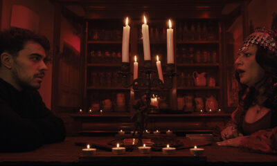 Un cane Miagola un gatto abbaia