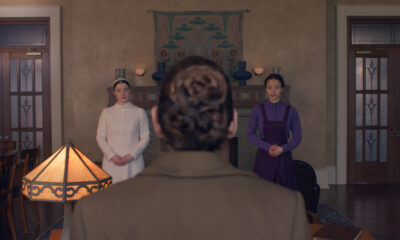 Disney+ svela le prime immagini di The Testaments, sequel de Il racconto dell’ancella: trama, cast completo e data di uscita della serie tratta dal romanzo di Margaret Atwood.