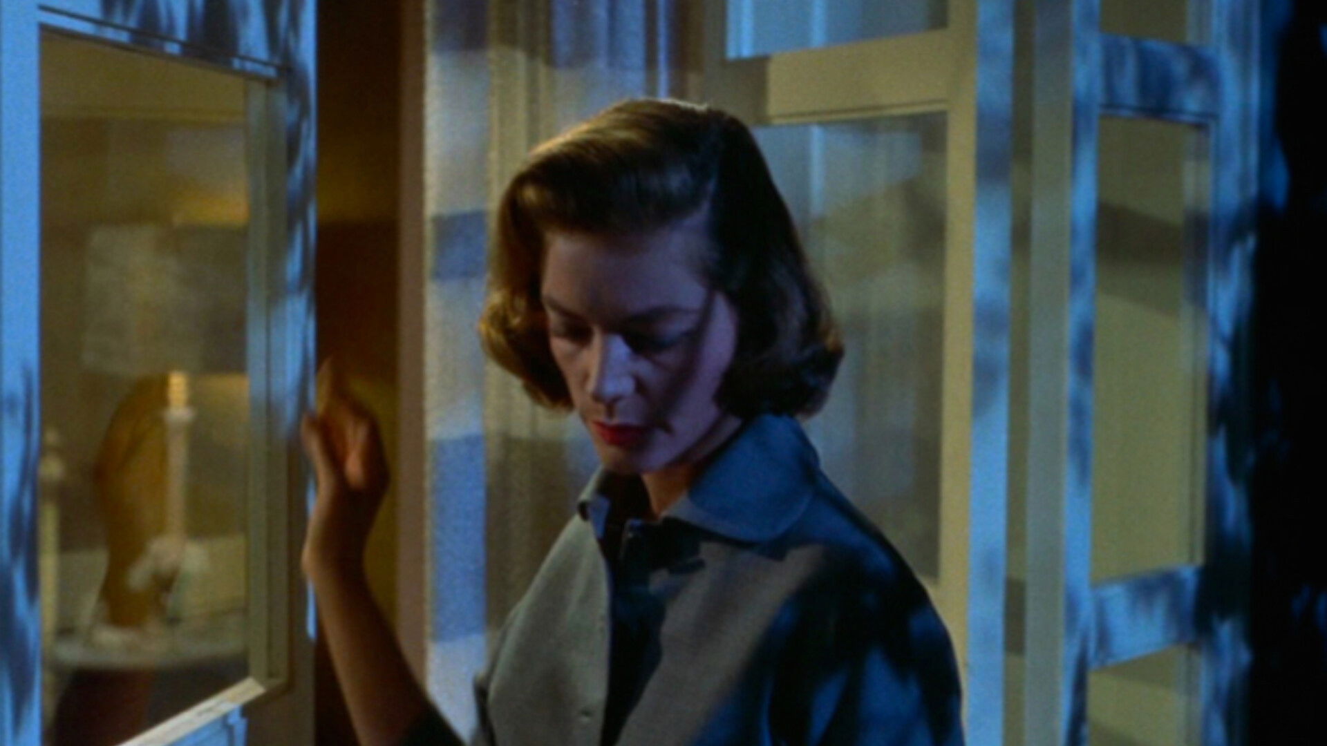 Scopri Come le foglie al vento, Il capolavoro senza tempo di Douglas Sirk, intrecci familiari, gelosie e desideri in un film senza tempo.