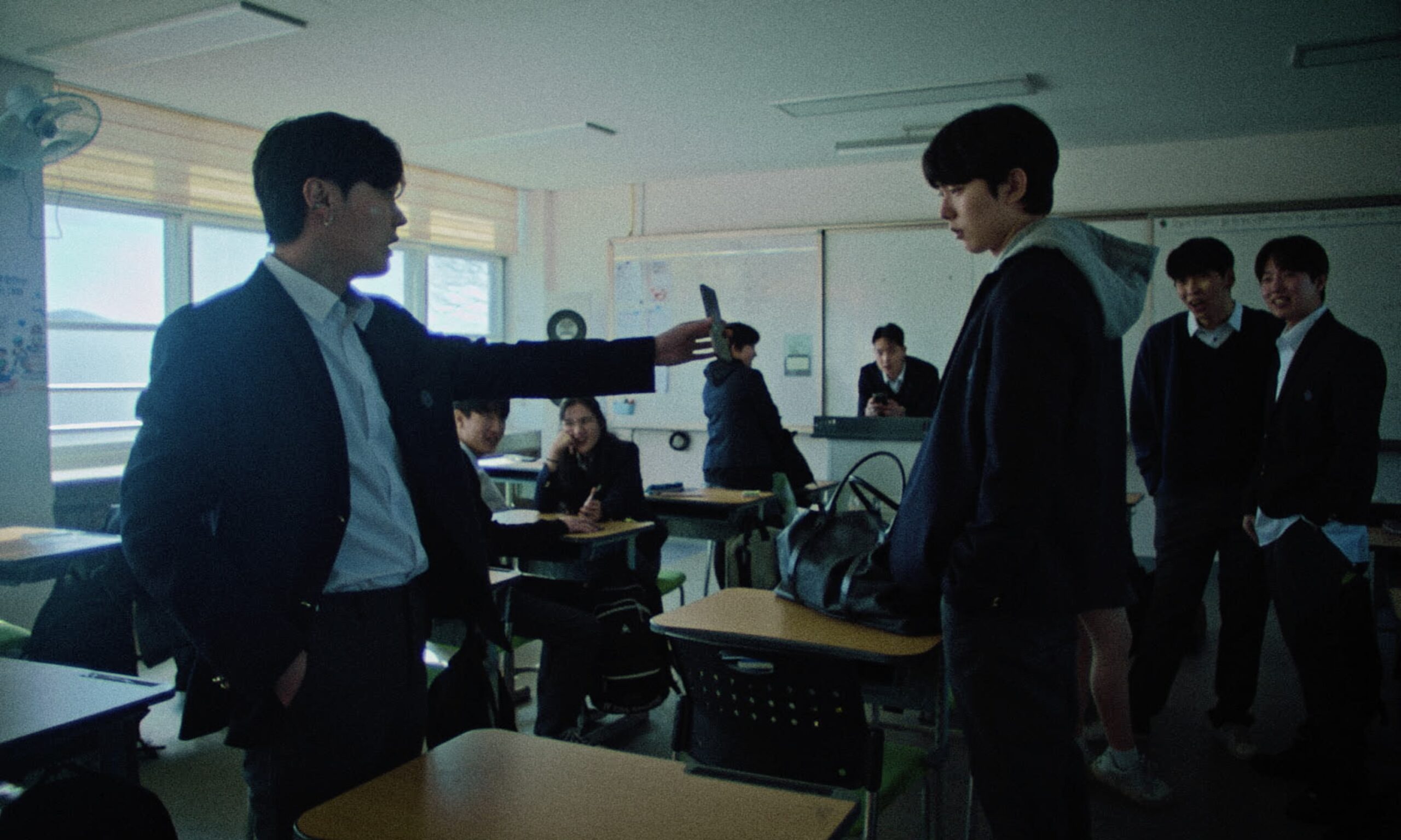 'Funky Freaky Freaks' è sinonimo di verità. Un ritratto sincero e disincantato della Corea del Sud, che fonde genere e cinema d'impegno