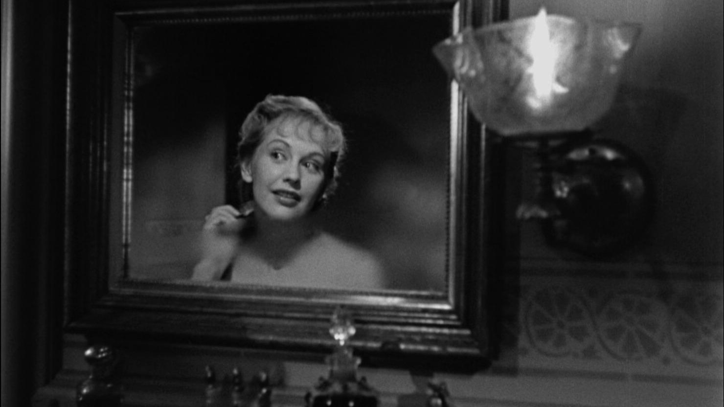 Uno scrittore uccide la cameriera e tenta di nascondere il corpo nel fiume, ma la bassa marea rivela il suo crimine e fa precipitare tutto