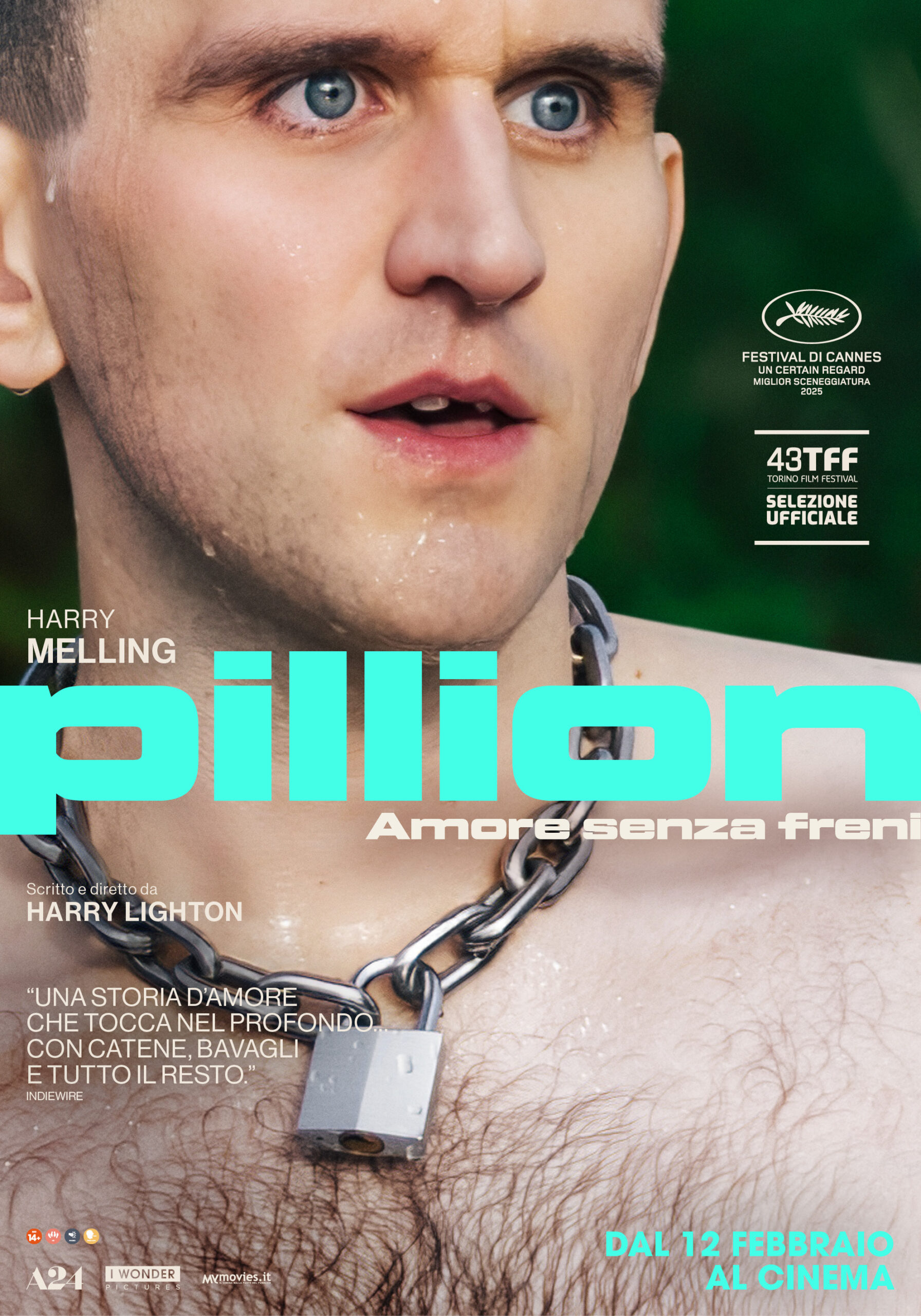 "Pillion – Amore senza freni' di Harry Lighton, è una commedia romantica BDSM audace e delicata con Alexander Skarsgård e Harry Melling