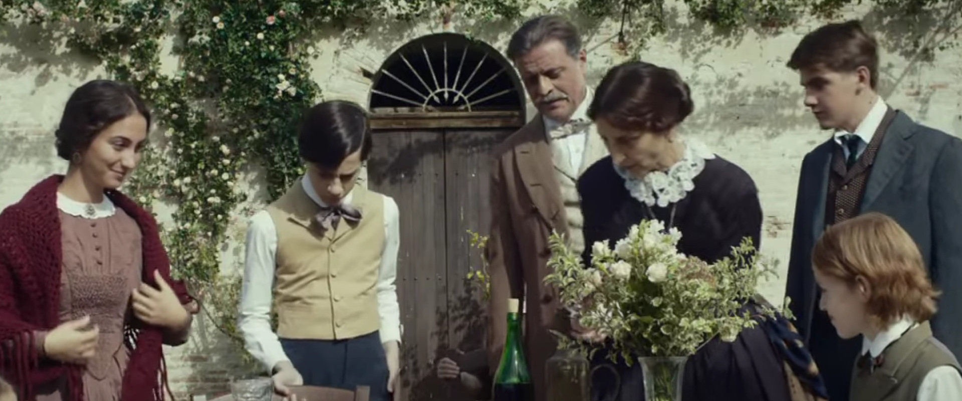 'Zvanì – Il romanzo familiare di Giovanni Pascoli' narra la vita del poeta attraverso il dolore, la solitudine e i rapporti familiari