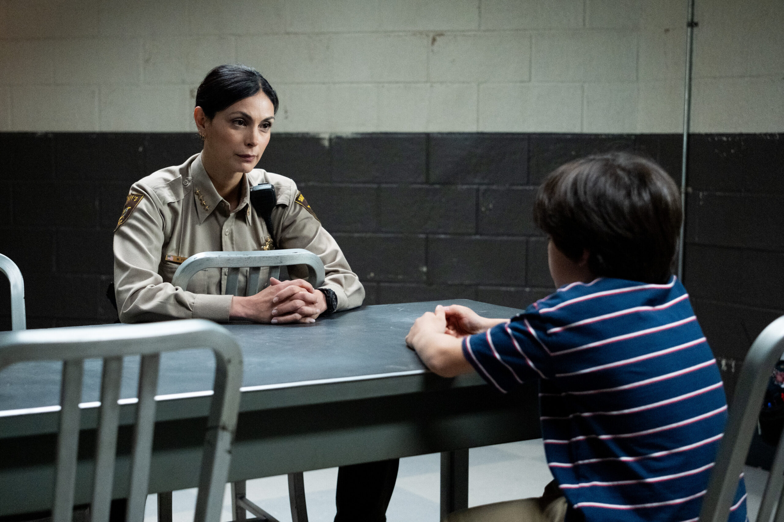 Sheriff Country, spin-off di Fire Country, debutta il 10 febbraio su Sky e NOW con Morena Baccarin protagonista del nuovo poliziesco crime.