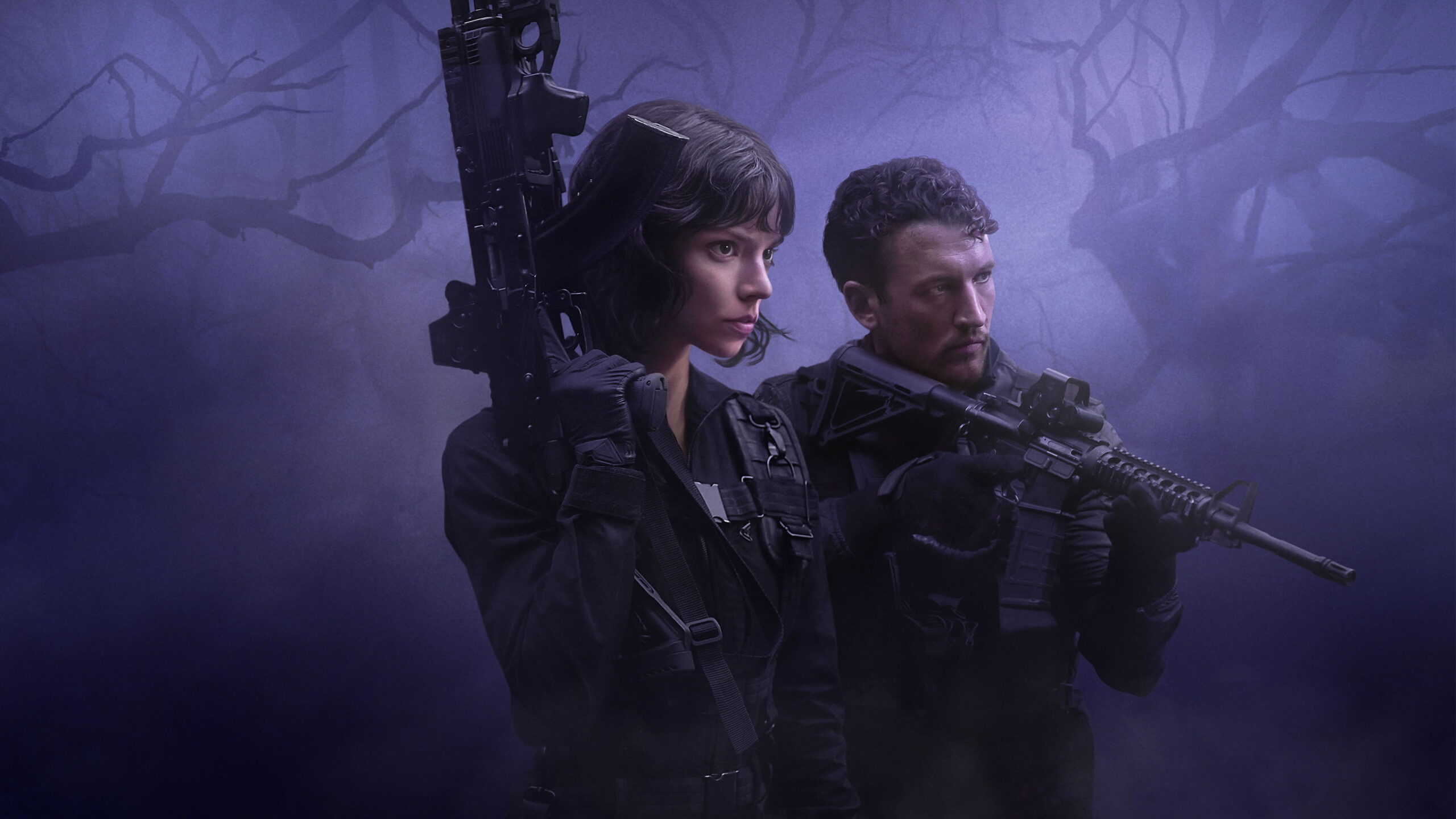 Misteri dal profondo: fantascienza e romanticismo sotto la regia di Scott Derrickson, tra grande atmosfera e alcune fragilità narrative.