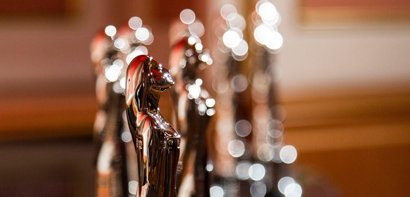 Matilda De Angelis e Toni Servillo tra i presenters degli European Film Awards 2026. Tutto sulla cerimonia