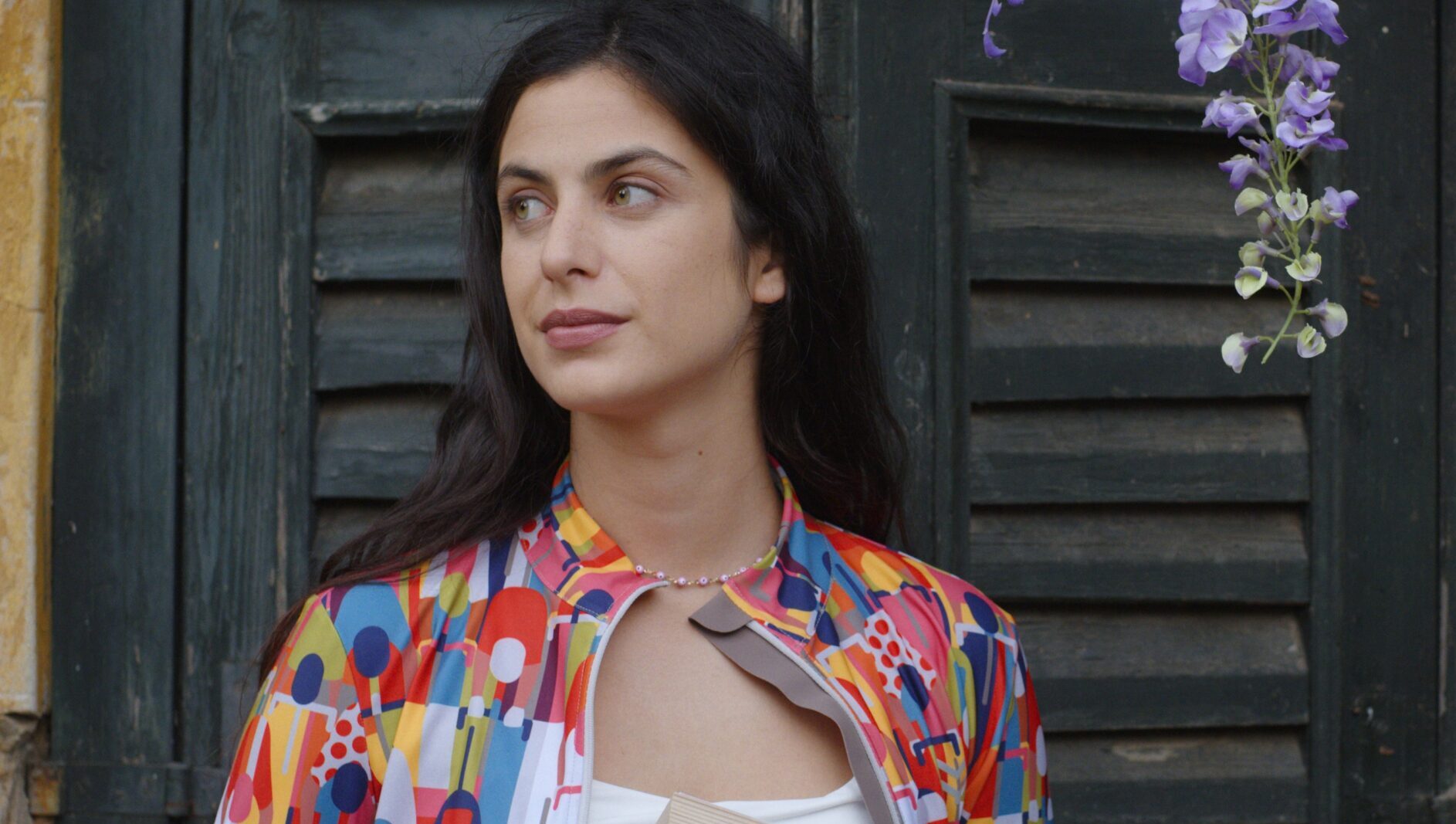 'Non è la fine del mondo' è diretto da Valentina Zanella, anche autrice della sceneggiatura insieme a Federico Fava