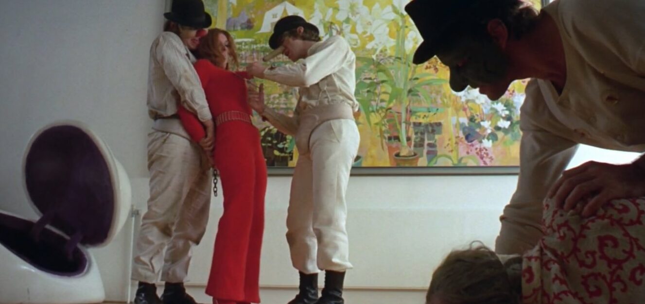 Alex canta singing in the rain nella celebre scena