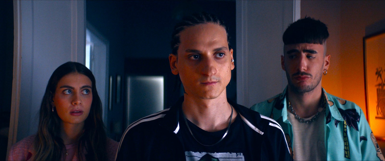 Uno degli artisti più promettenti della nostra generazione è Antonio Bannò. Con humor e delicata umiltà conquista piccolo e grande schermo