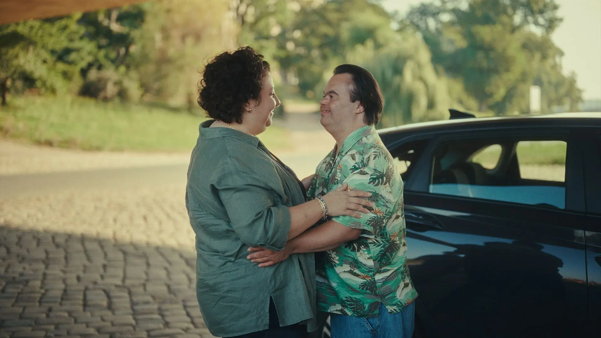 The Frog and the Water: un road movie dolce e dai colori caldi, in cui un incontro improbabile fa nascere un rapporto fraterno e emotivo