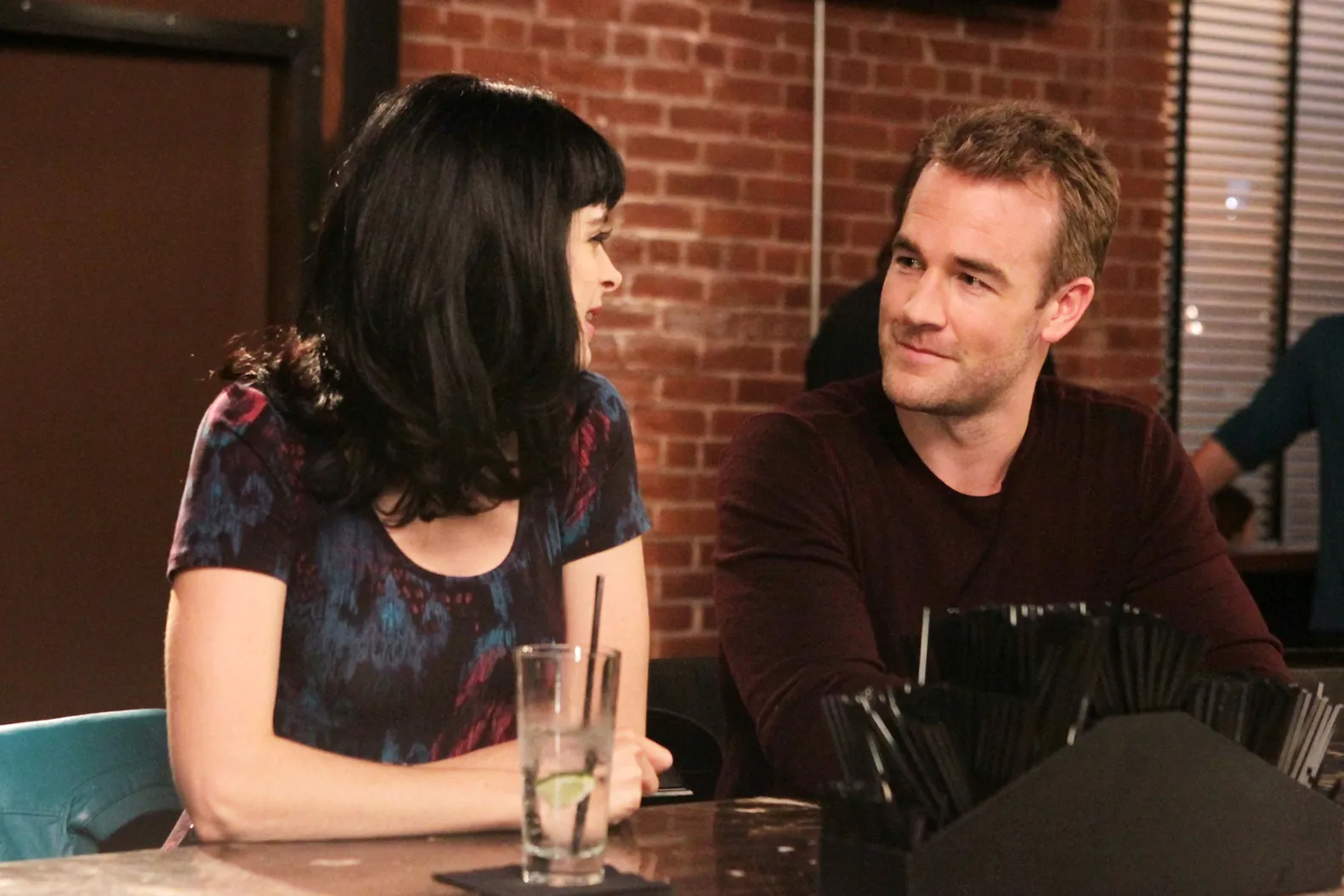 A quasi un mese dalla sua scomparsa, ripercorriamo alcuni dei ruoli più celebri di James Van Der Beek oltre ‘Dawson’s Creek’.