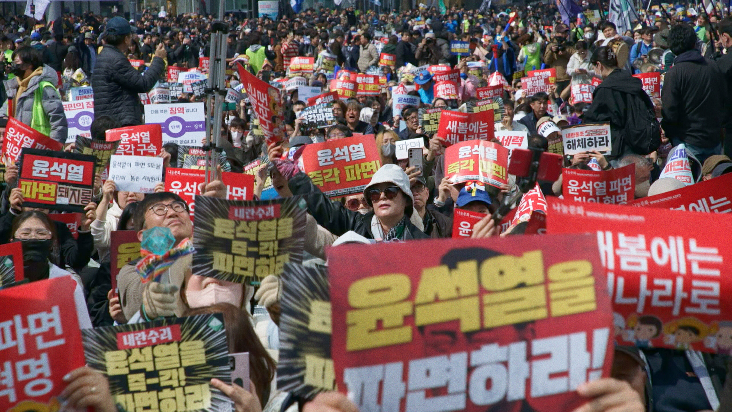 'The Soul Guardians' documenta il tentato colpo di stato del presidente Yoon Suk-yeol, avvenuto in Corea del Sud il 3 dicembre del 2024