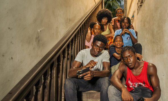 'Bandi': una famiglia, un vuoto enorme e tutto quello che succede dopo. 8 episodi intensi tra scelte difficili, legami e sopravvivenza