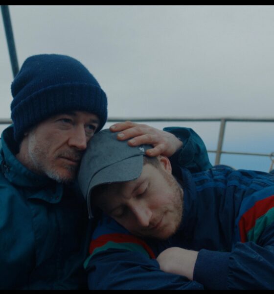 'On The Sea': il coming out del 50enne Jack tra crisi economica, l'incontro con un giovane marinaio e il dissesto della dimensione famigliare