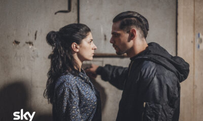 Rosa Elettrica in fuga con il nemico