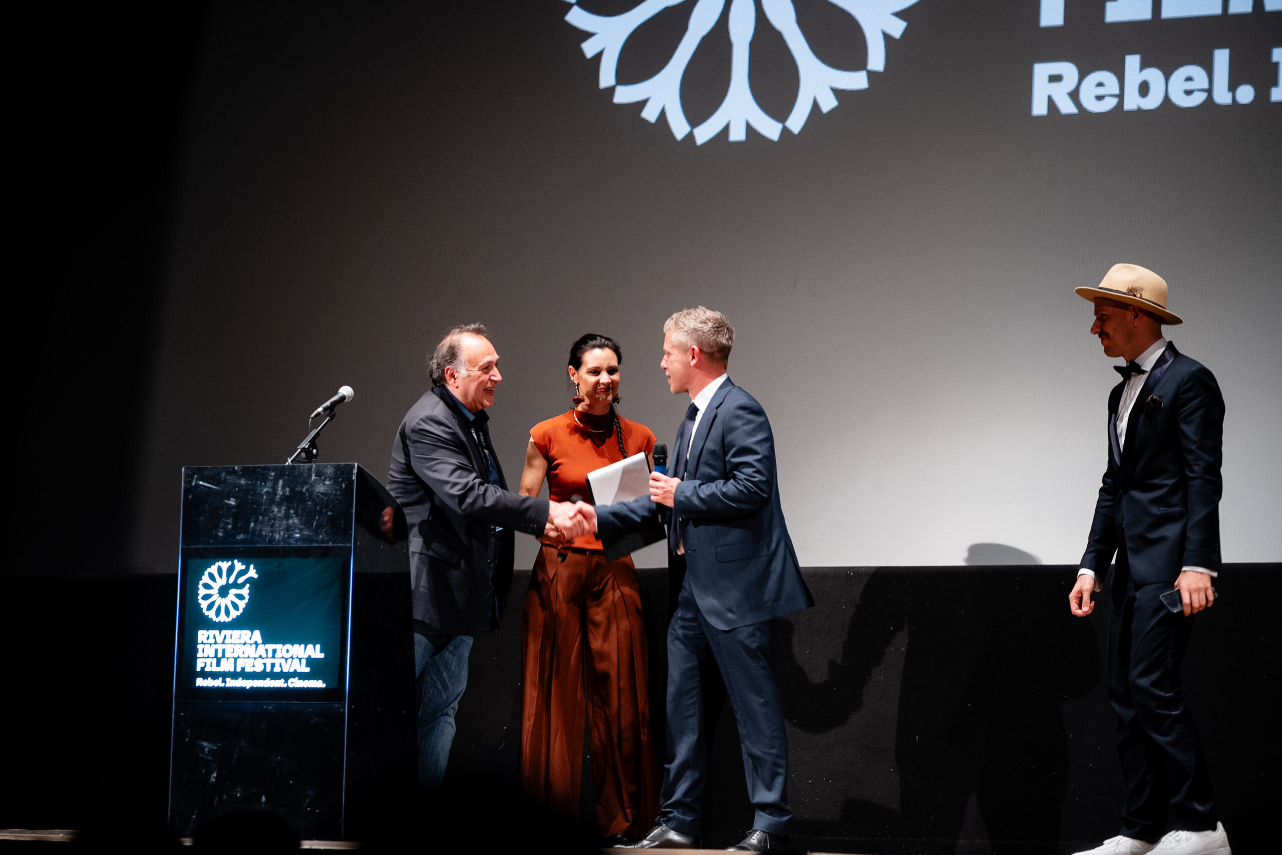 Massimo Santimone racconta i dieci anni del Riviera International Film Festival tra grandi ospiti, documentari e giovani talenti