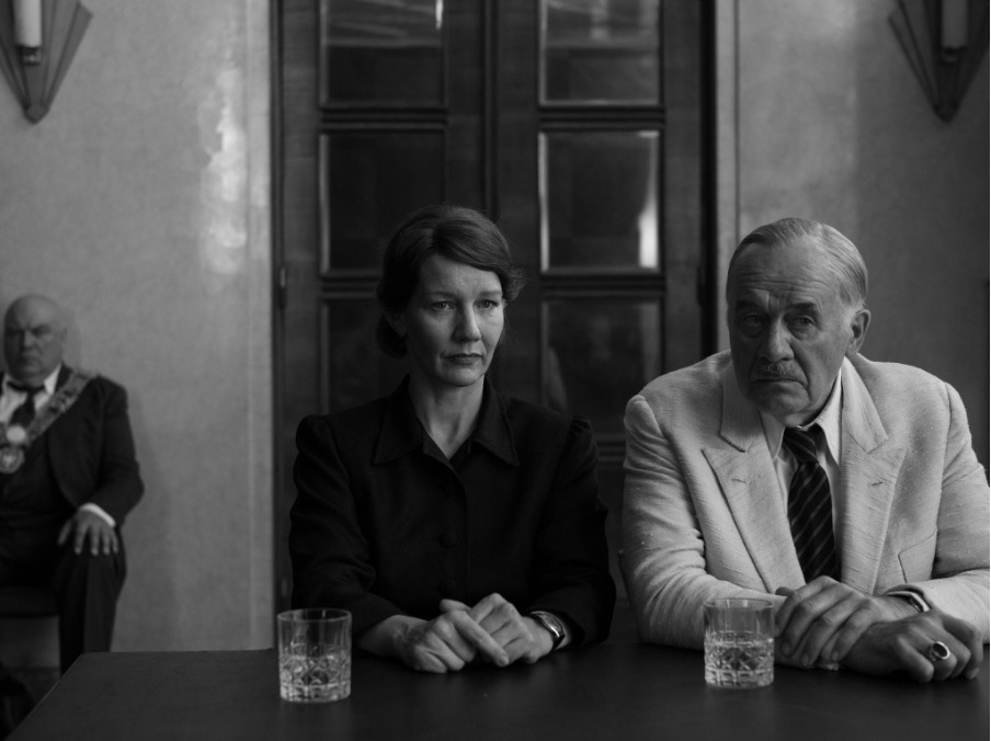 MUBI rilascia la prima CLIP di FATHERLAND di Paweł Pawlikowski che sarà presentato in Concorso al 79º Festival di Cannes