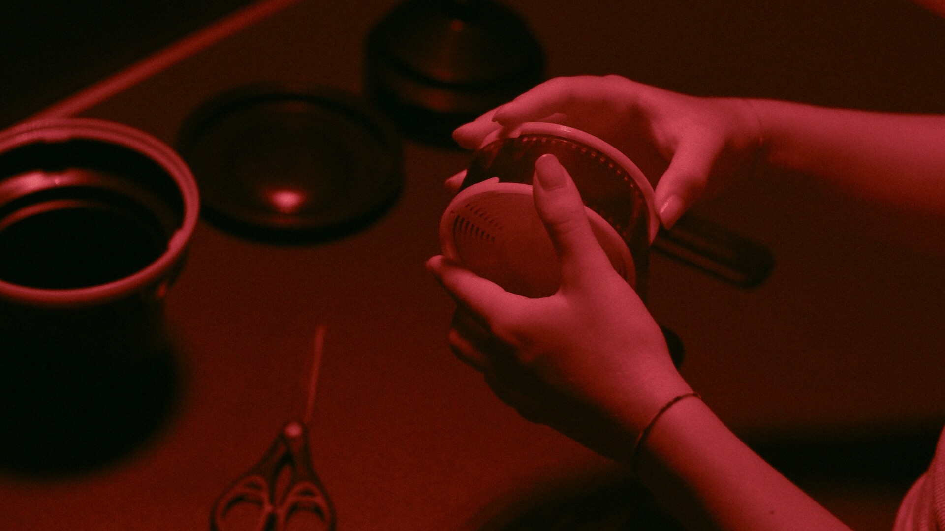 ‘Permanent Center Of Gravity’ (2026) è il nuovo cortometraggio di Liliya Timirzyanova in competizione all’AAFF 42