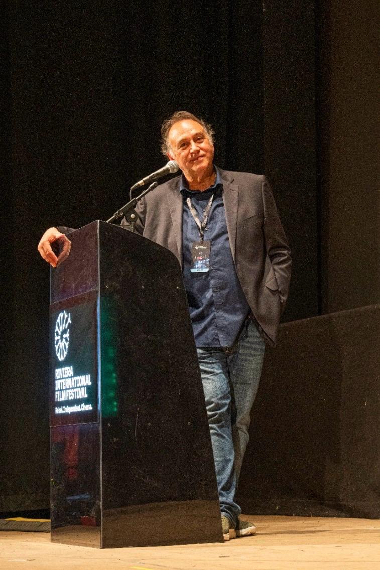 Massimo Santimone racconta i dieci anni del Riviera International Film Festival tra grandi ospiti, documentari e giovani talenti