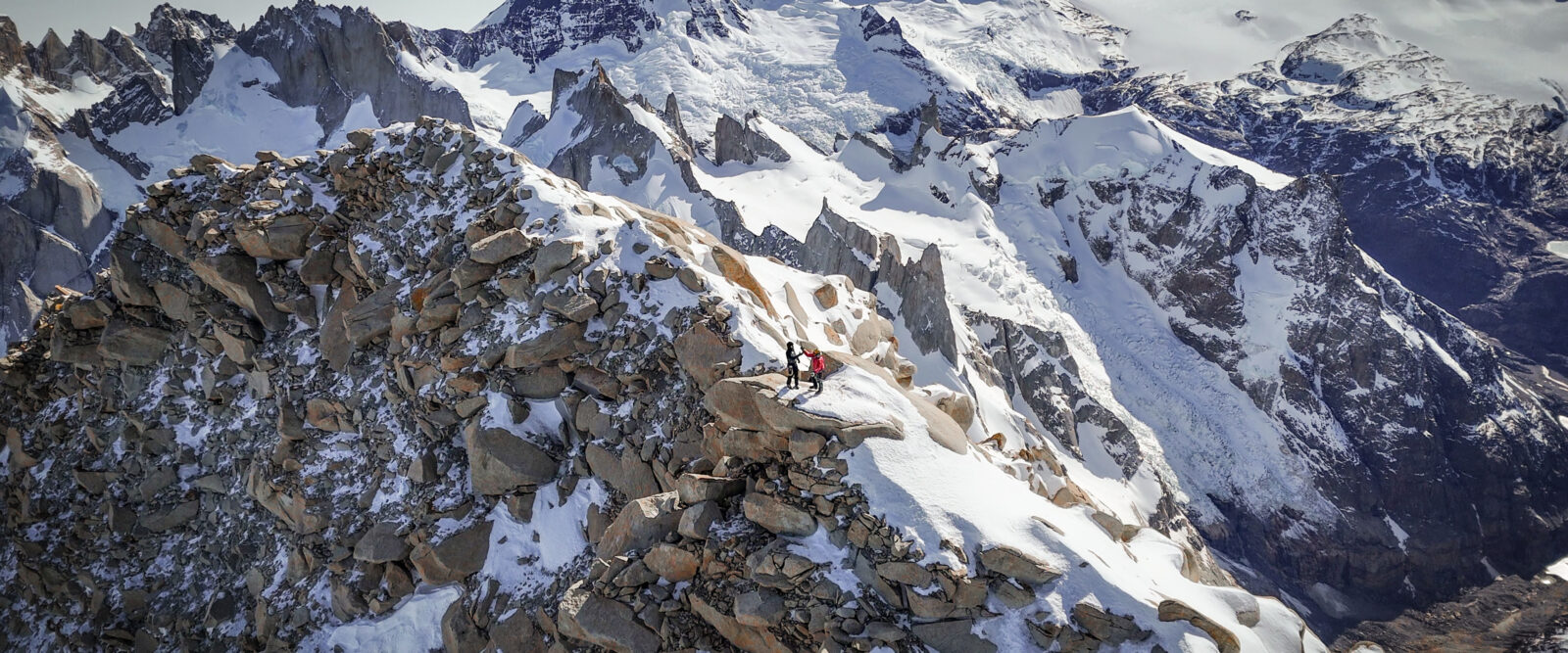 'Oltre i venti del sud', documentario di Gian Luca Gasca presentato al Trento Film Festival: oltre la montagna, le imprese degli alpinisti