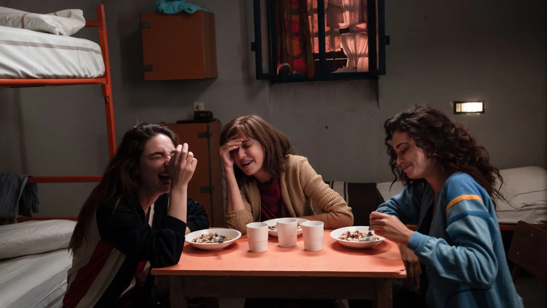 Matilda De Angelis, Valeria Golino ed Elodie in Fuori