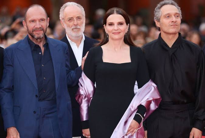 Uberto Pasolini con il cast di Itaca - Il ritorno